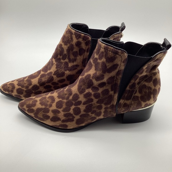 Nine West Harry Faux Calf Hair Chelsea Leopard Pointed Ankle Boots - BNWOB - Picture 9 of 15